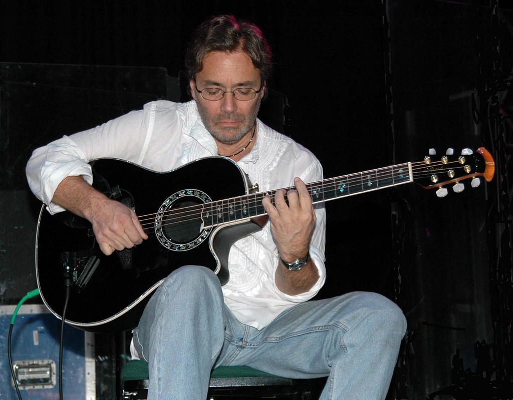 Al Di Meola: The Maestro of Fusion Guitar