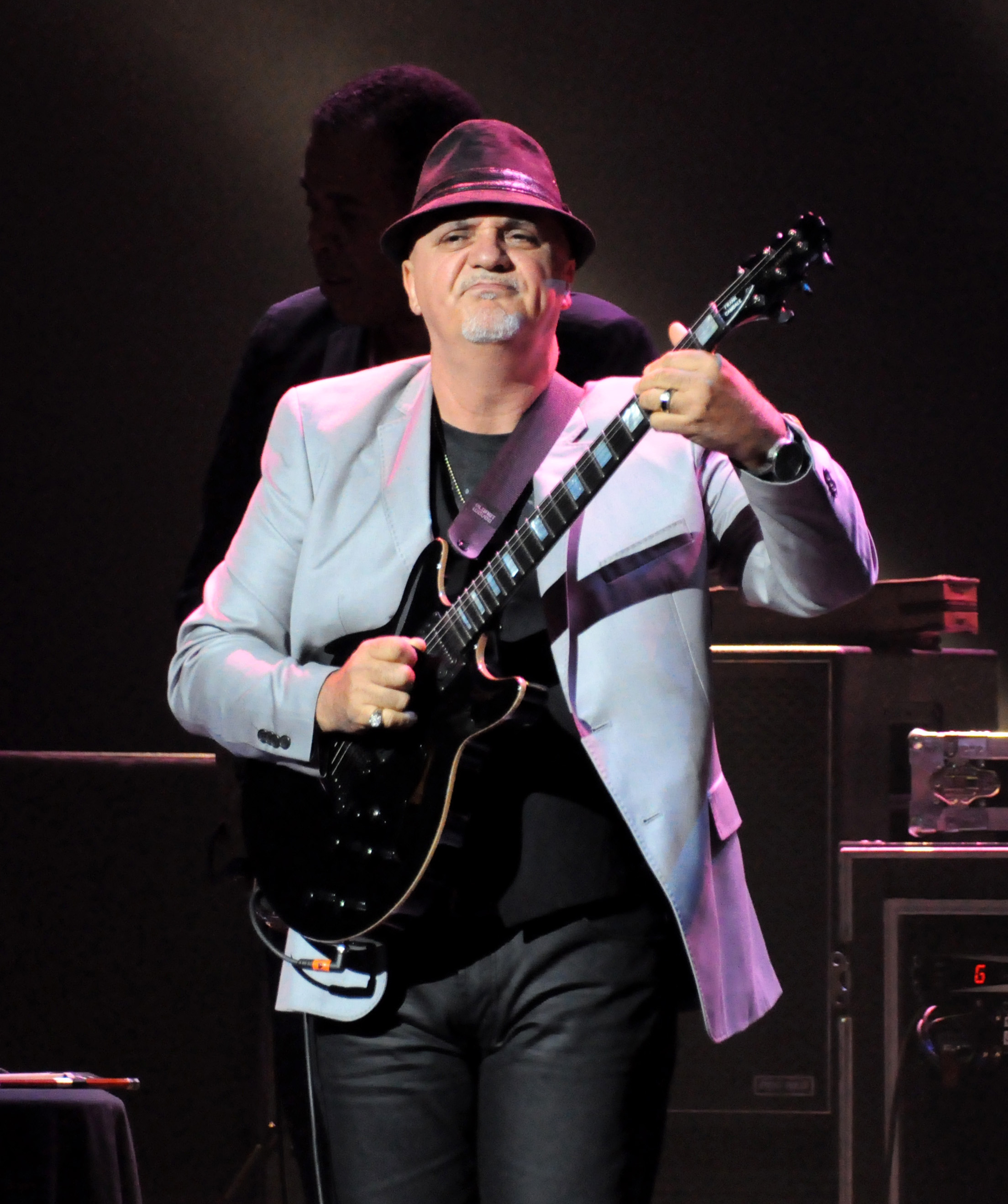 Frank Gambale: The Virtuoso Guitarist Who Revolutionized Jazz Fusion